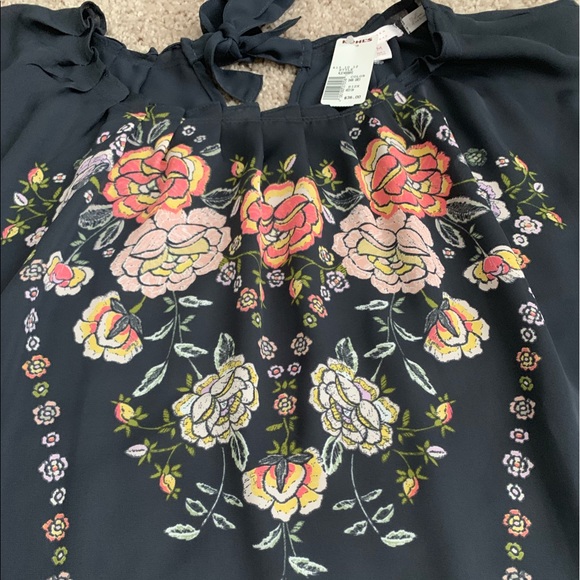 LC Lauren Conrad Tops - Lauren Conrad blouse